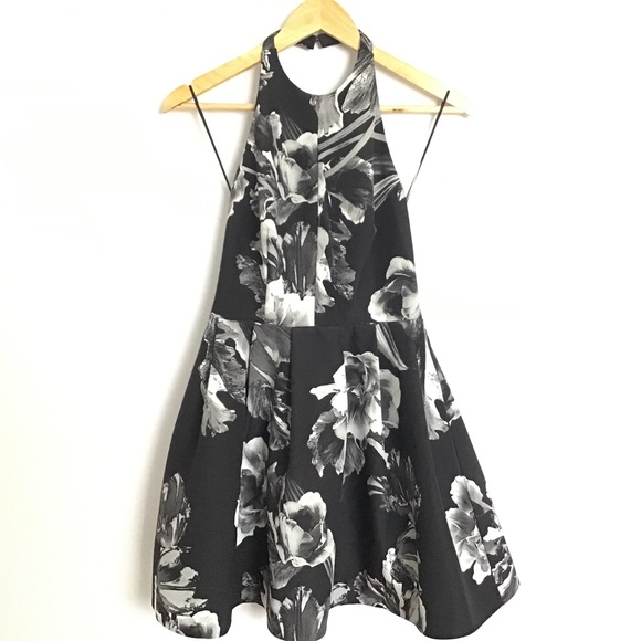 KEEPSAKE BEAUTIFUL LIAR BACKLESS DRESS - Picture 8 of 16